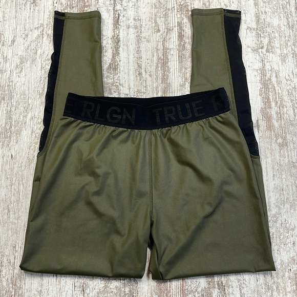 True Religion Green Performance Mesh Leg Leggings Size Large - Picture 2 of 11